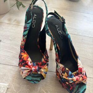 Aldo heels size 6.5